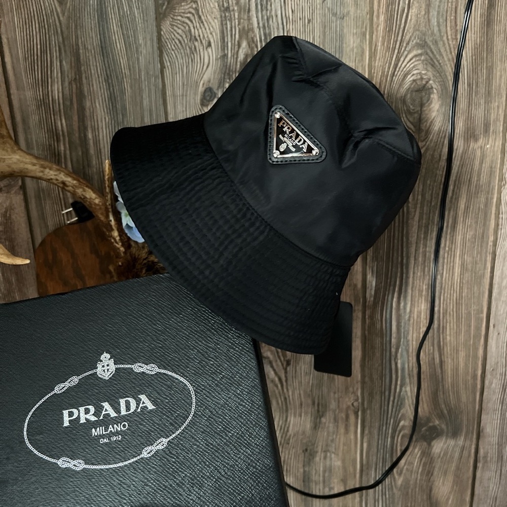 Prada bucket hat brand-new
